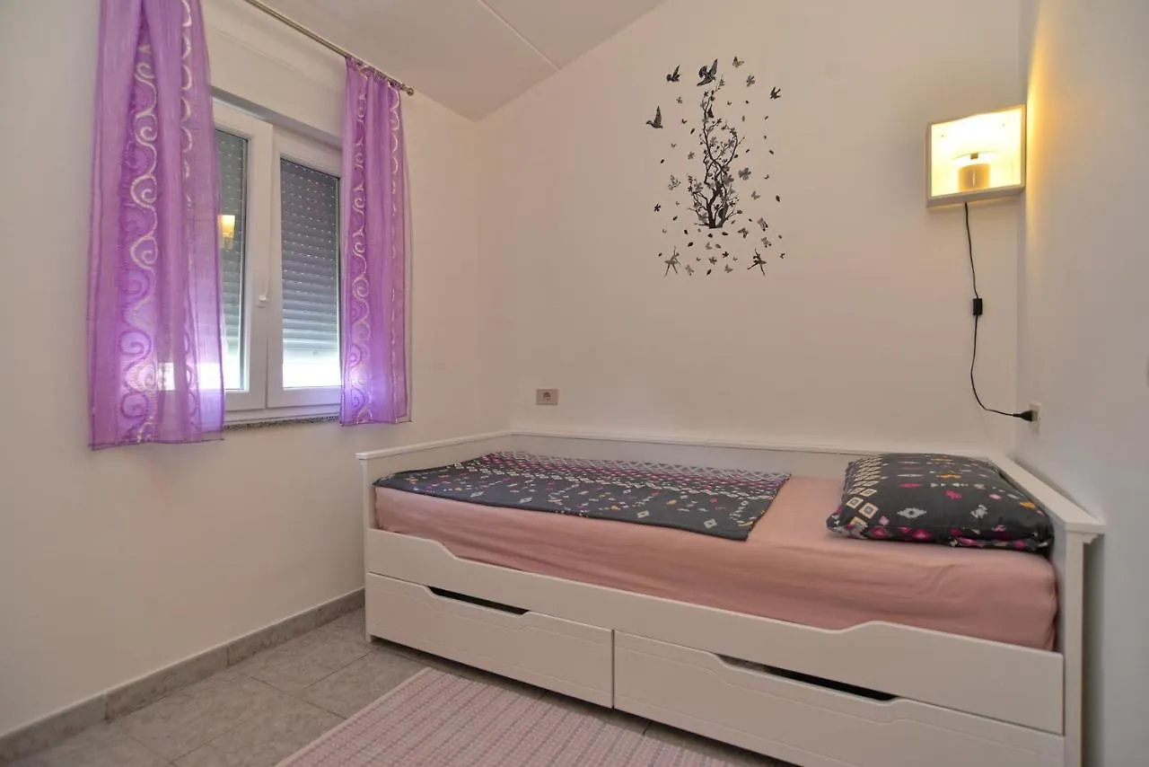 Apartment Senada 1503 Galižana